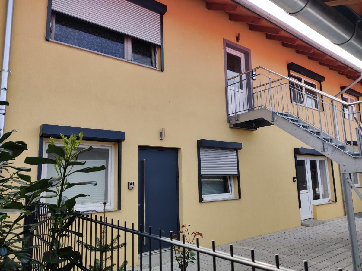Apartament Ebenerdig Mit Terrasse & Garten, Wlan & Parkplatz! Self Check-In & Check-Out! Schwedenofen! Auggen Zewnętrze zdjęcie