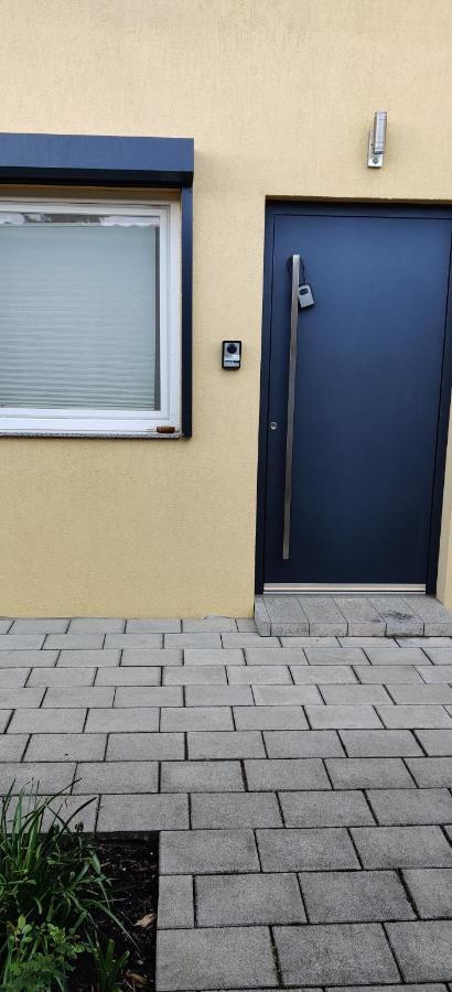 Apartament Ebenerdig Mit Terrasse & Garten, Wlan & Parkplatz! Self Check-In & Check-Out! Schwedenofen! Auggen Zewnętrze zdjęcie
